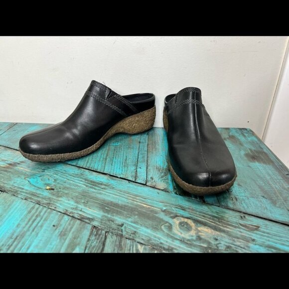 Timberland Black Leather Mules Clogs Size 9.5 - Picture 2 of 12